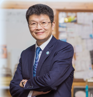 國立嘉義大學 林翰謙